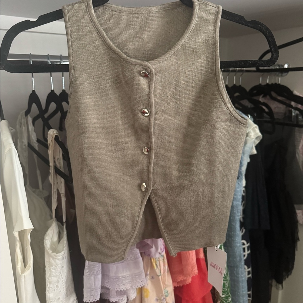 NWT FancyD Boutique Cropped Top